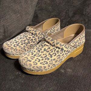 Leopard Print Clogs